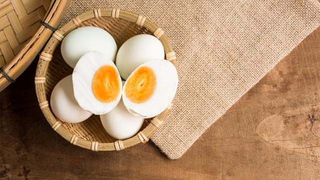 Manfaat dari Telur Asin Untuk Kesehatan3